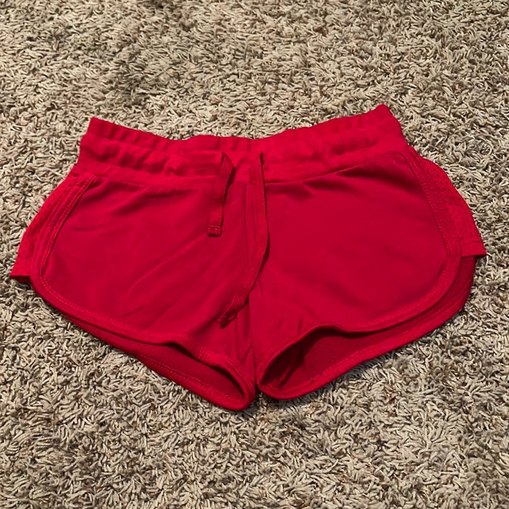 Red five.by.five shorts Ex small